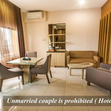 Hotel Gren Alia Dżakarta Zewnętrze zdjęcie