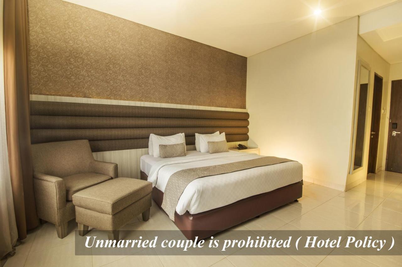 Hotel Gren Alia Dżakarta Zewnętrze zdjęcie