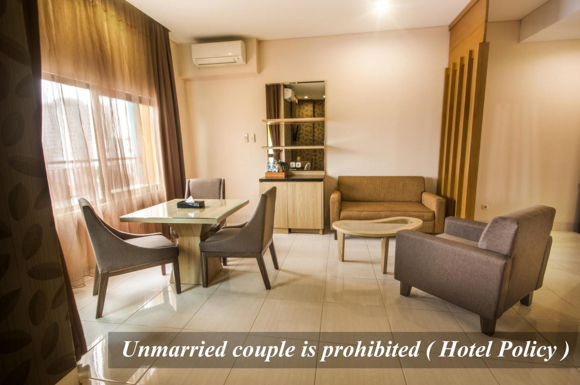 Hotel Gren Alia Dżakarta Zewnętrze zdjęcie